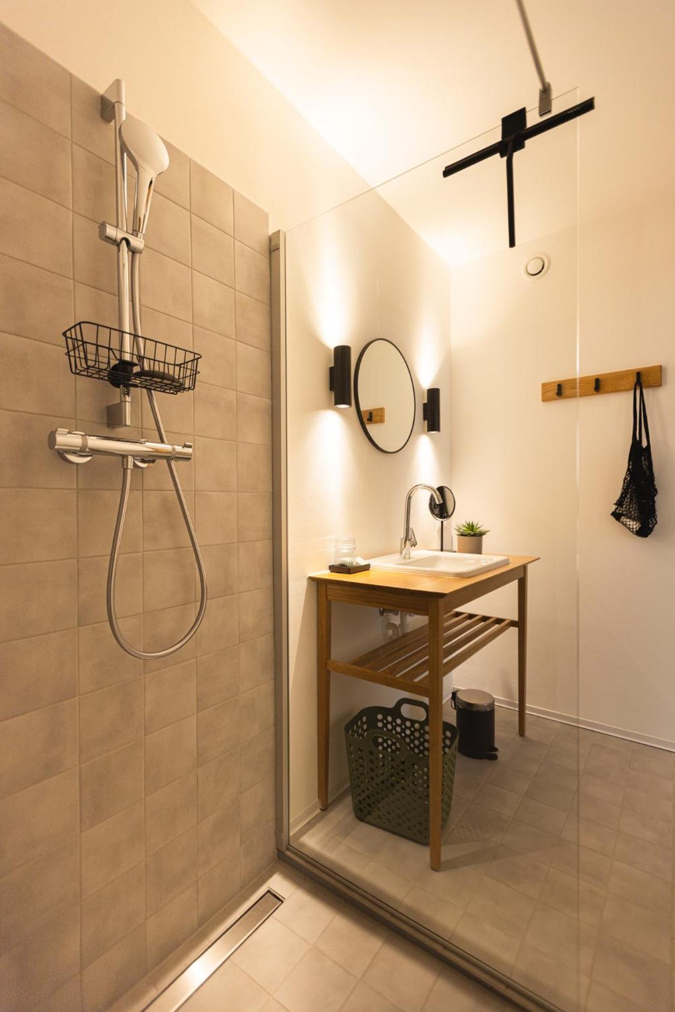 The Salt Vis A Vis Apartment